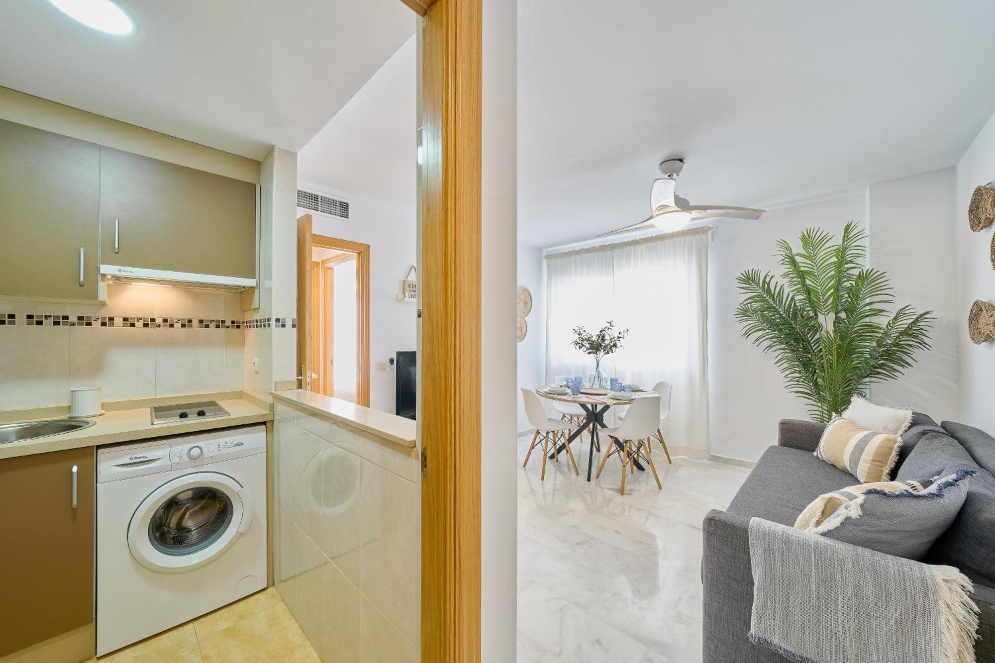Fuengirola Beach Apartment By Stay Belonio 외부 사진
